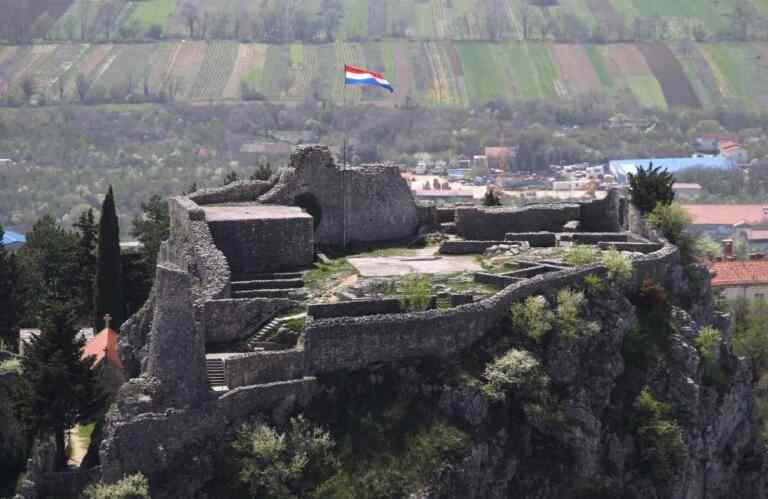 Najljepši hrvatski vidikovci: prirodni pogledi koji oduzimaju dah