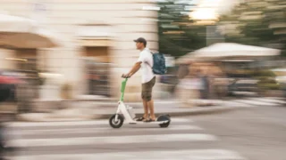 Tehnologija u našim životima: kako ju pametno integrirati za bolju svakodnevicu
