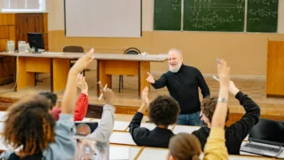 Piše li se poslijepodne spojeno ili razdvojeno?