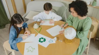 Piše li se dobavljač ili dobavljać? Pravilno pisanje i upotreba