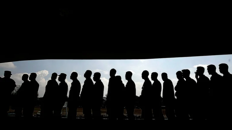 Vodič za izradu vrhunskog životopisa: Kako se istaknuti na tržištu rada