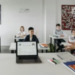 Vjetrovit ili vijetrovit: koji je oblik pravilan?