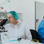 Pčela ili pćela: Pravila pisanja i razlike između suglasnika č i ć